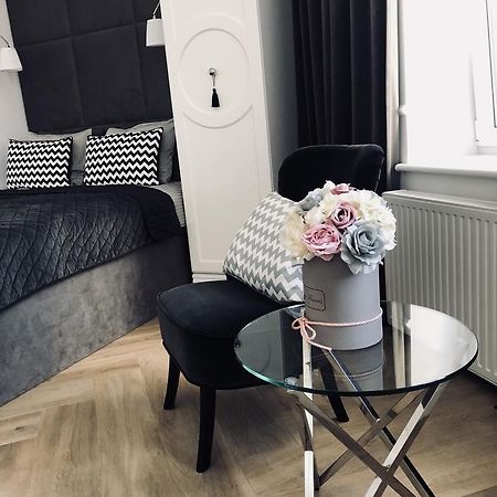 Apartament 51 Z Miejscem Parkingowym Thorn Exterior foto